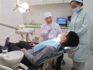 成年人牙齿正畸有多大的年龄限制